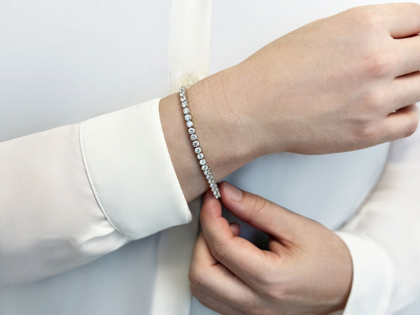 En Ligne Signature Tennis Bracelet En Ligne Signature Tennis Bracelet